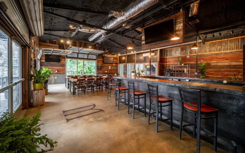 Middleton Brewing (MBTX)
