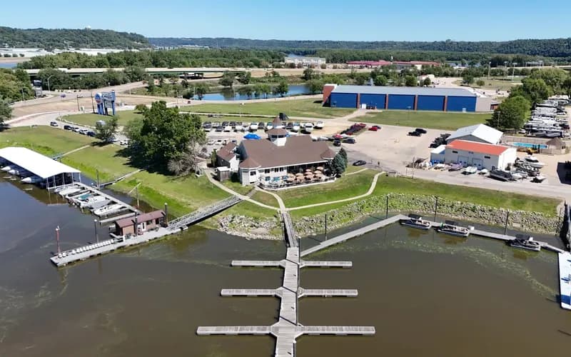 Catfish Charlies / Catfish Creek Brew Pub