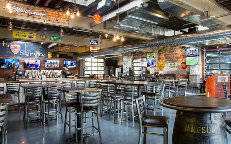 Lucky's 1313 Brewpub photo